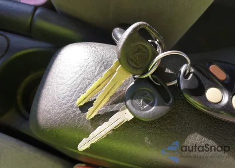 2002 Saturn S-Series Sc2 из США, поврежденный, VIN 1G8ZY12712Z280360